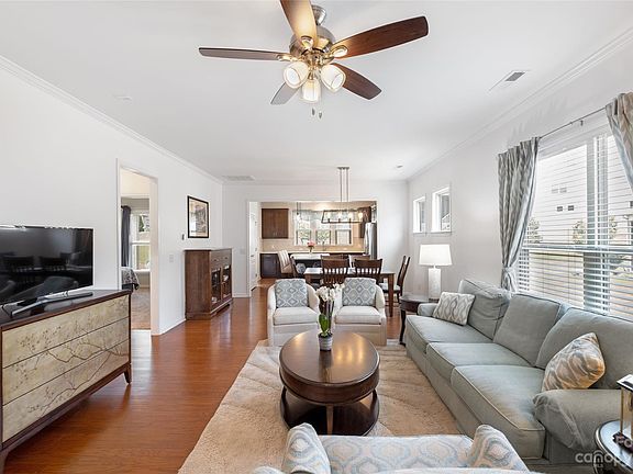 4th image of 747 Birchway Dr