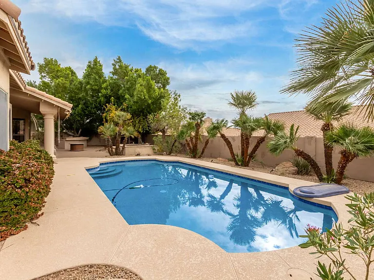12591 E Paradise Dr — Photo 32