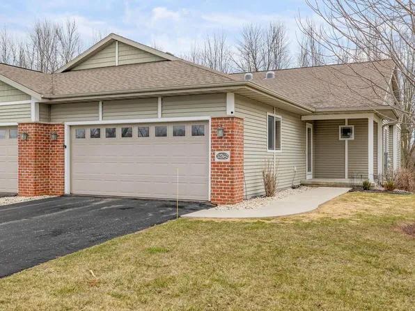 1276 Meadowbrook DRIVE #2, Cleveland, WI 53015