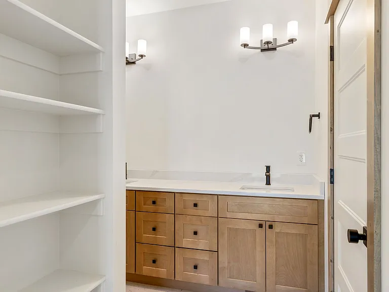 261 Noble Peak Dr — Photo 11