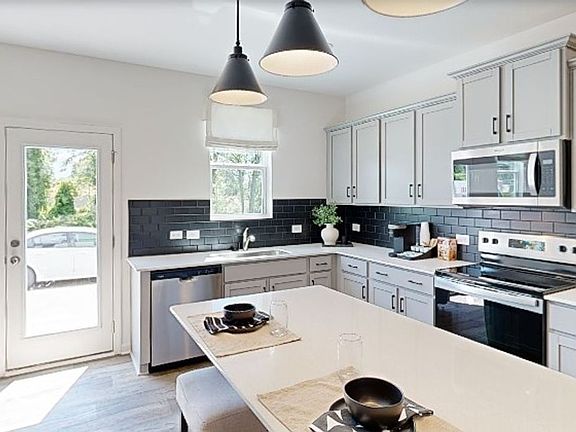 5th image of 4413 Wymore Way