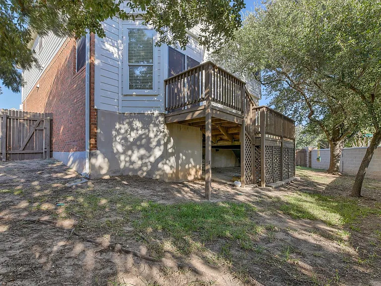 2132 Faldo Ln — Photo 32