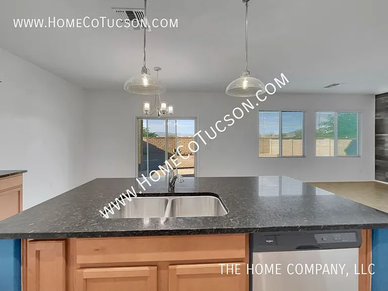 7538 S Circulo Rio Blanco — Photo 9