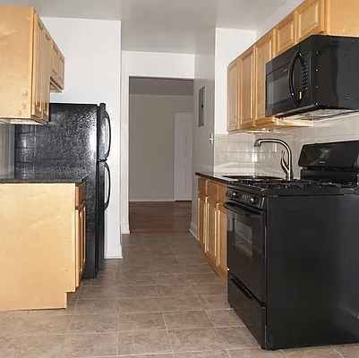 Rented by Rise BK LLC | media 16