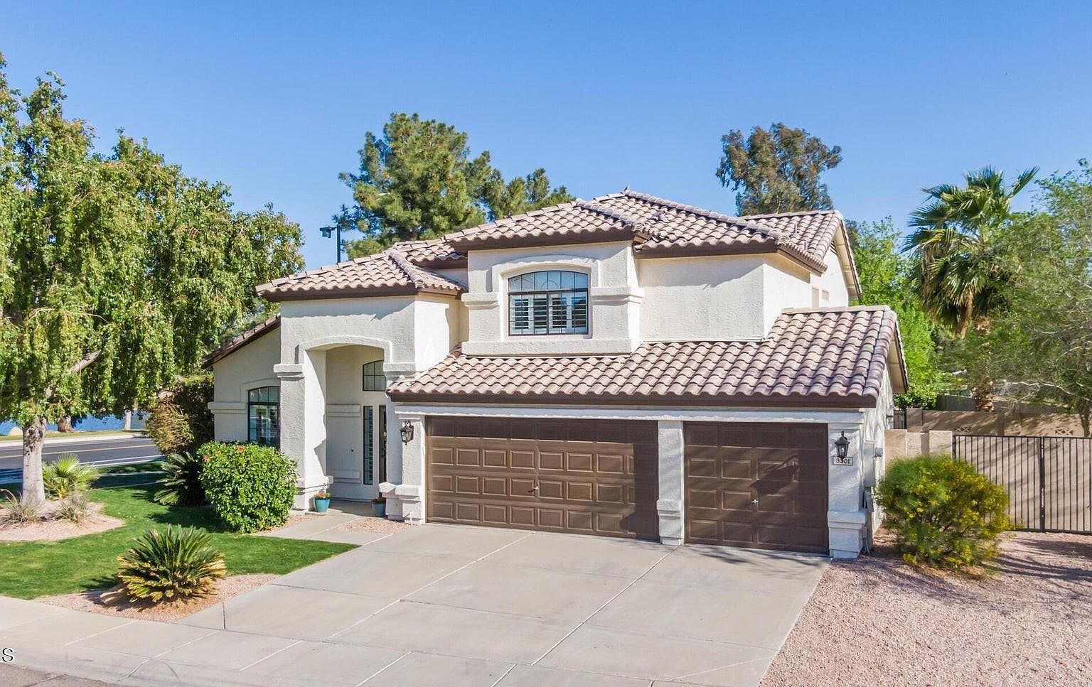 3201 S Horizon Pl
