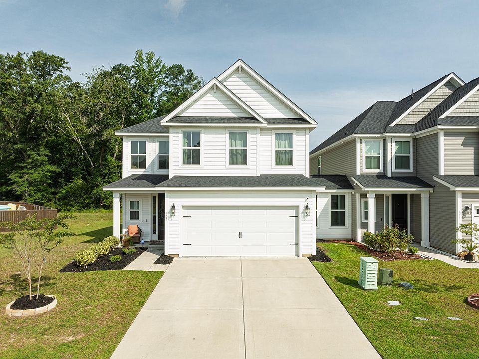 1st image of 307 Green Fern Dr