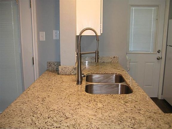 3rd image of 1620 Wellington Pl APT 1001