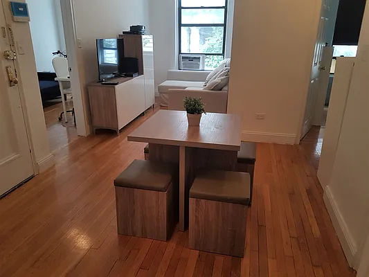 Rented by Compass | media 5