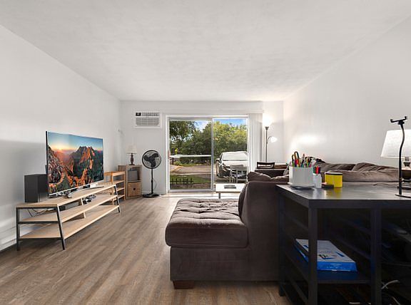 3rd image of 8974 N Western Ave APT 113