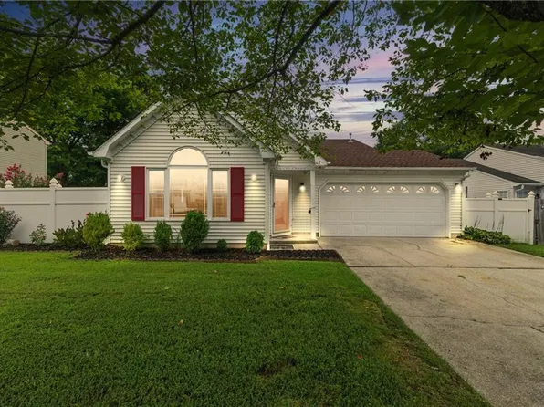 107 Bridle Ln, Newport News, VA 23608