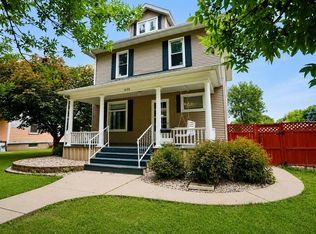1009 S Kline St, Aberdeen, SD 57401