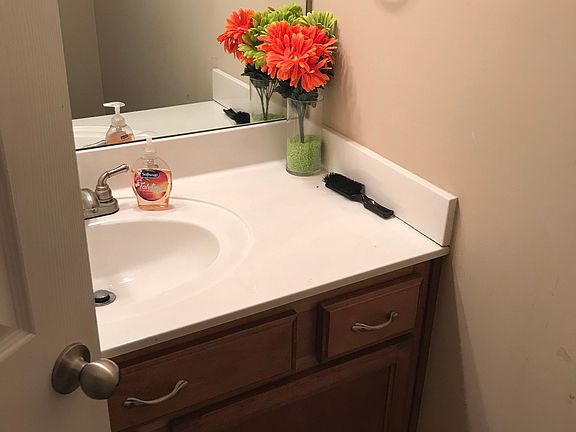 3rd image of 31 Brown Estates Dr