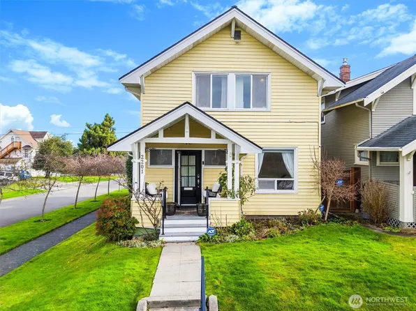 2201 Rockefeller Avenue, Everett, WA 98201