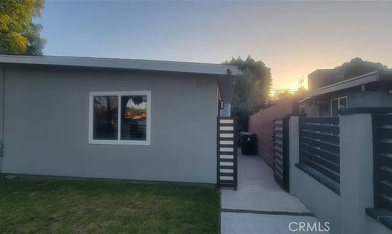 7735 Rhea Ave — Photo 1