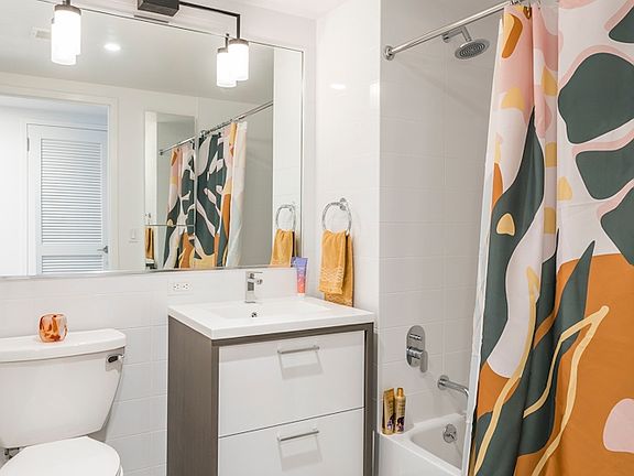 4th image of 350 Clarkson Ave APT 618