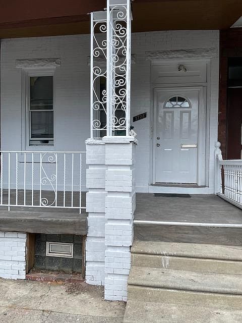 1st image of 3728 N 16th St Floor 2