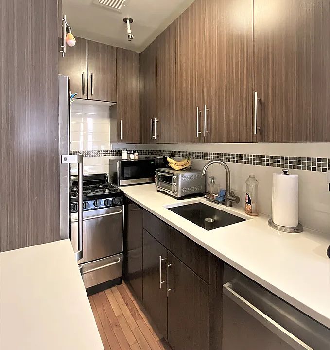 1st image of 159 W 85th St APT 3A