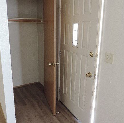 4th image of 1250 Newlands Dr W APT 7