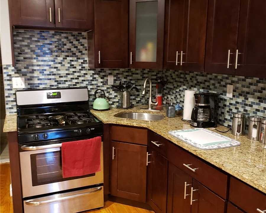 1st image of 105-50 132nd St