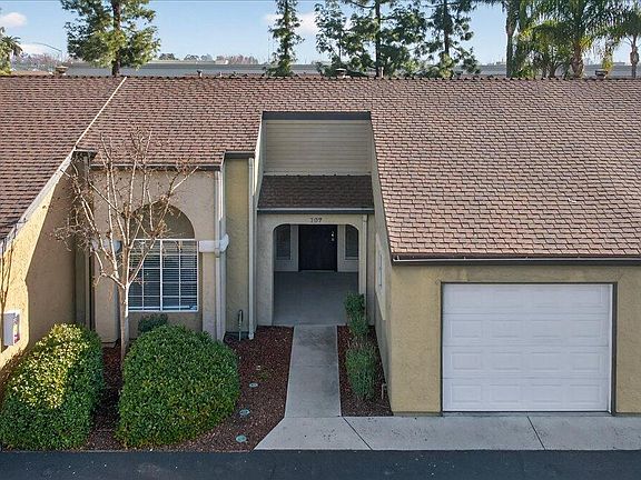 4th image of 5140 E Cesar Chavez Boulevard #107