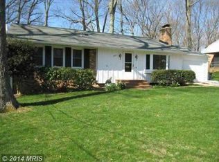 8621 Braeburn Dr, Annandale, VA 22003