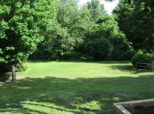 446 Elm St, Goffstown, NH 03045
