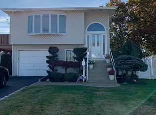 768 Weber Ave, West Babylon, NY 11704