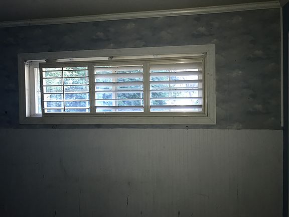 3rd image of 1208 McMullen Ave