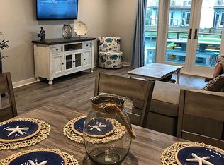 705 Lauderdale Dr, Rockport, TX 78382