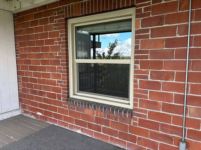 1910 W Riverside Ave #E — Photo 11