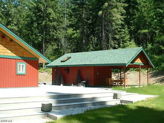 Deck and Outbuilding