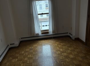 548 Pleasant St #2R, Worcester, MA 01602