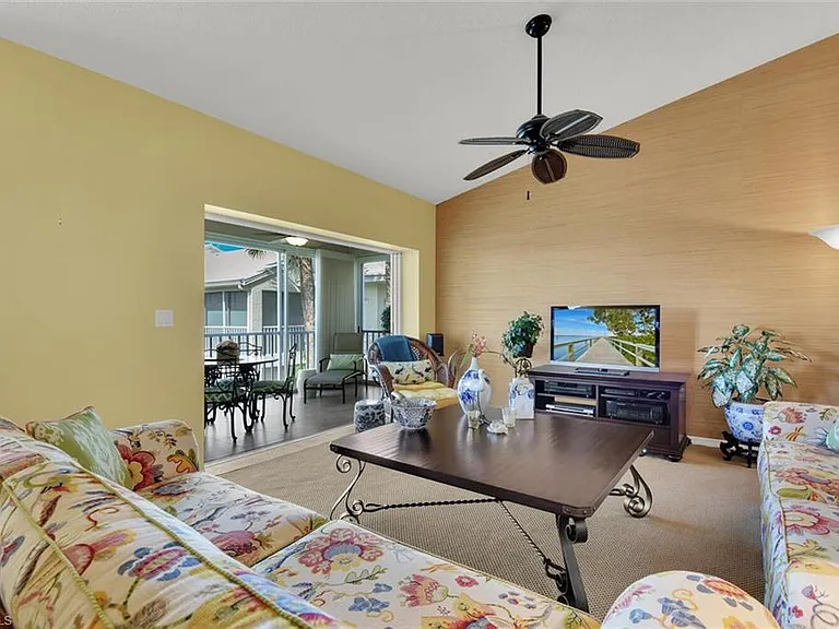 780 Willowbrook Dr #707 — Photo 9