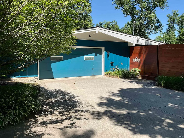 7506 Oak Ln — Photo 18