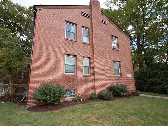 2nd image of 2734 Indianola Ave