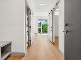 Accent LoHi, T