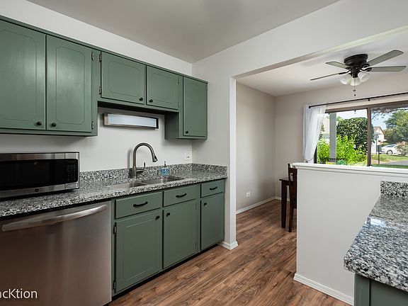 5th image of 373 Southbury Ct APT C1