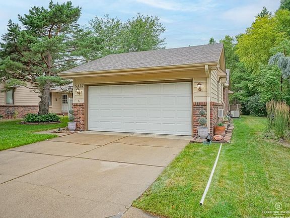 2nd image of 5327 Thies Cove Dr