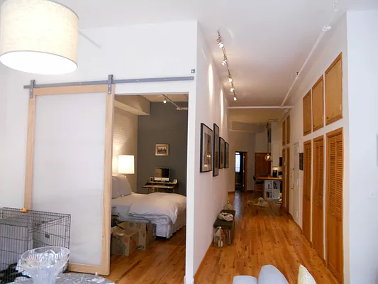 Rented by The Loft Broker | media 26