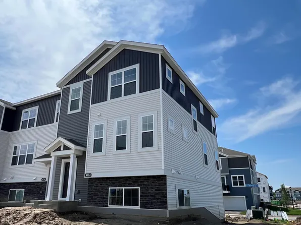 4714 Bottlebrush Ln, Excelsior, MN 55331