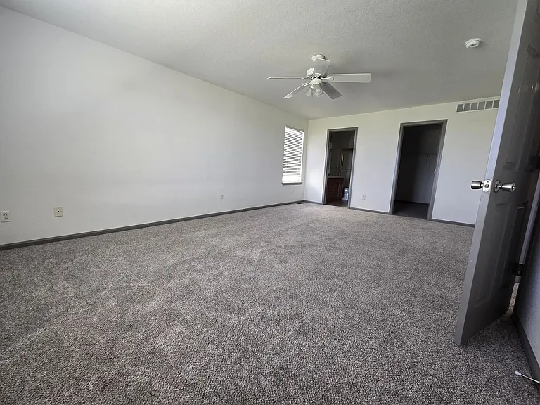 1653 Wagonwheel Dr — Photo 37