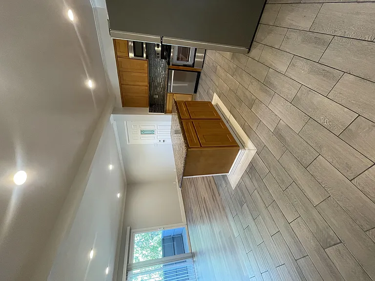 10225-10227 Beardon Drive — Photo 5