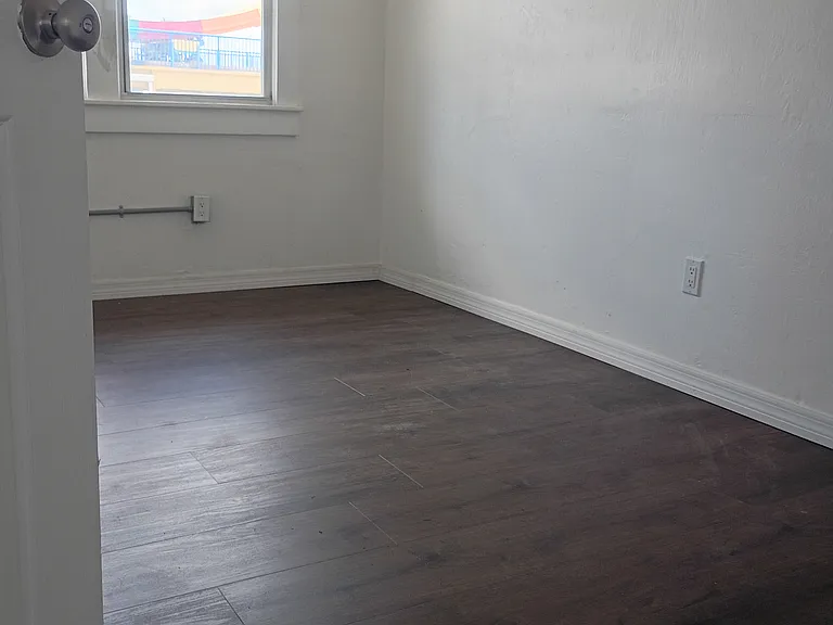 611 Ora St #4 — Photo 4