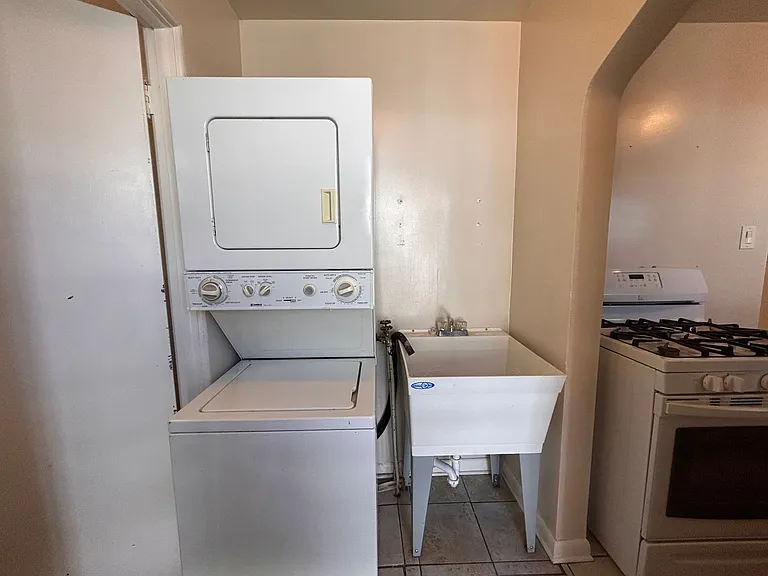 3141 W 21st Ave — Photo 15