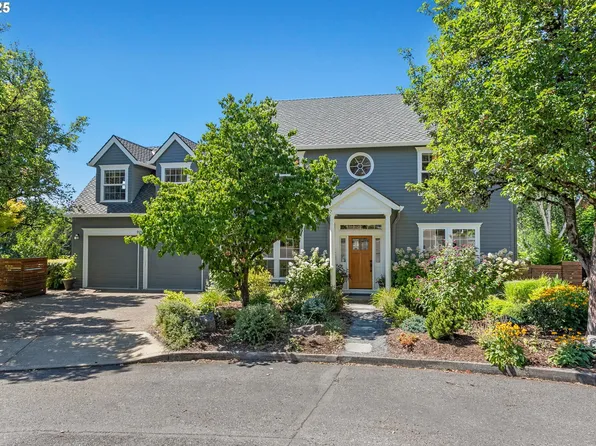 9202 NW Benson Ct, Portland, OR 97229
