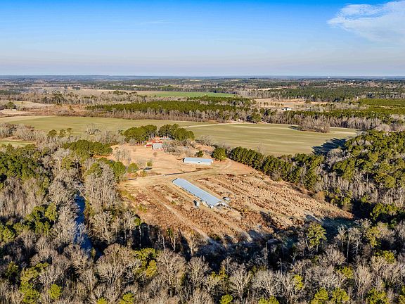 3rd image of 613 Will Lucas Rd