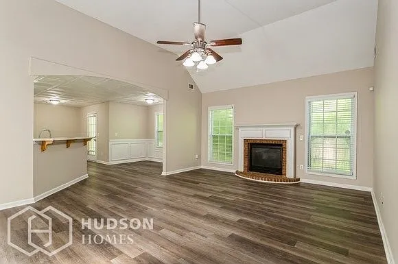426 Madison Ave — Photo 6