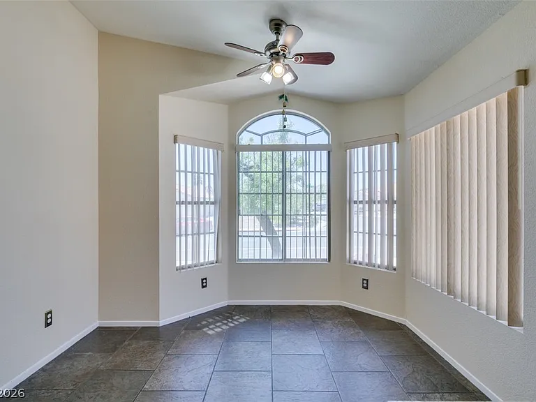 8168 W Gilmore Ave — Photo 17