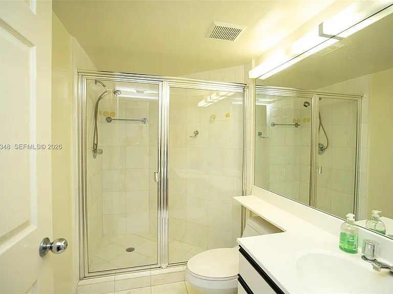 3530 Mystic Pointe Dr #1401 — Photo 24