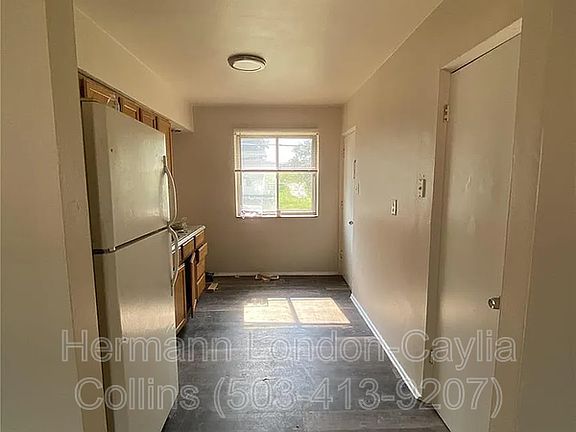 4th image of 1209 Chambers Rd #C